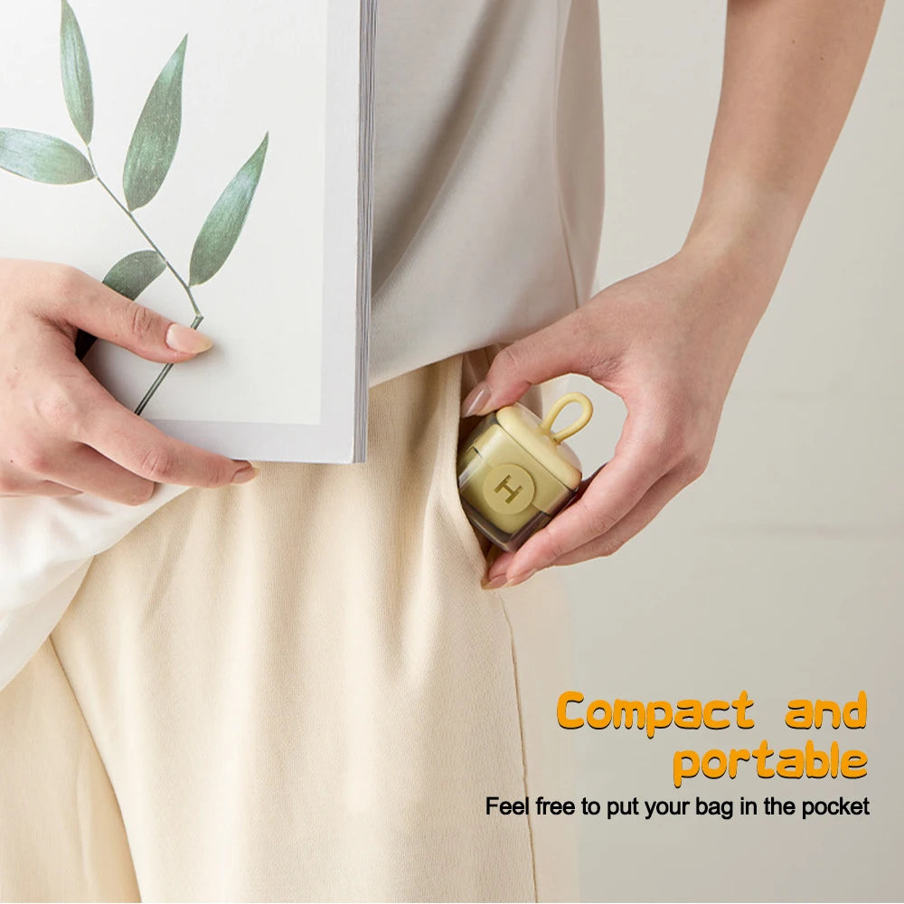 Reusable Lint & Pet Hair Remover – Portable Sticky Roller for Clothes & Dust